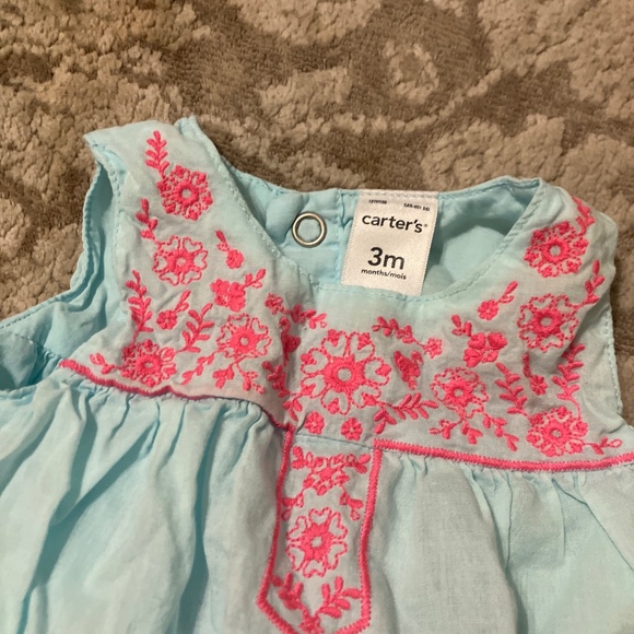 0-3 month dresses - Picture 3 of 3
